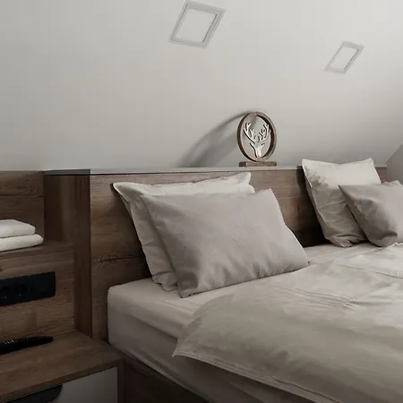 House Arni * Delnice