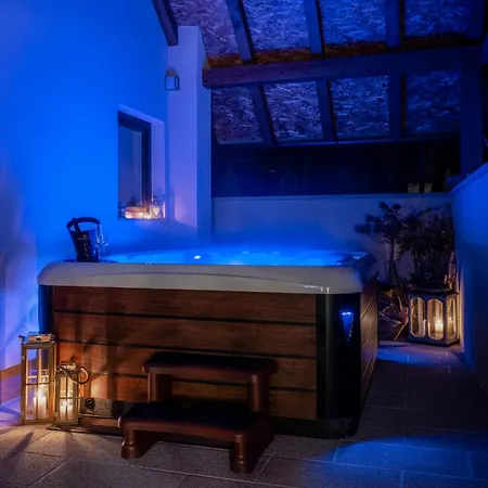 Villa House Arni *