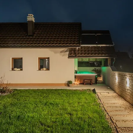 Villa House Arni Delnice