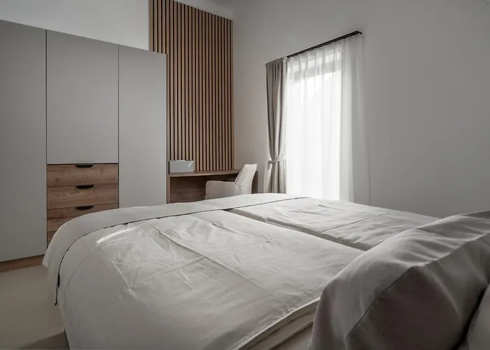 Villa House Arni
